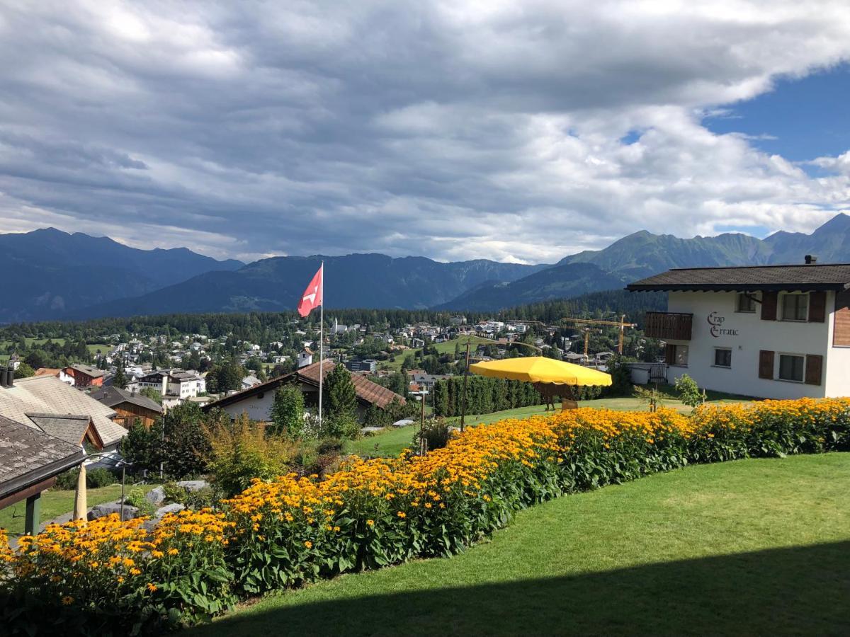 Casa Admisa, Spektakulaere Aussicht, Ski In And Out, Hochwertige Einrichtung, Valserstein Und Eiche Flims Exterior foto